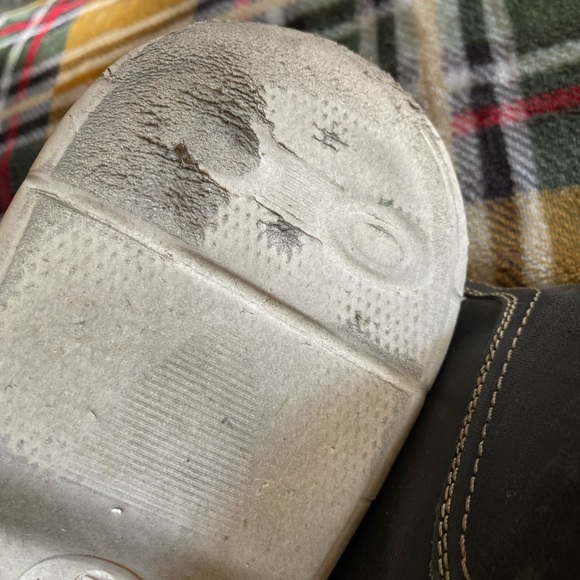 Black and white Size 12 Men’s Shoes - Picture 5 of 7